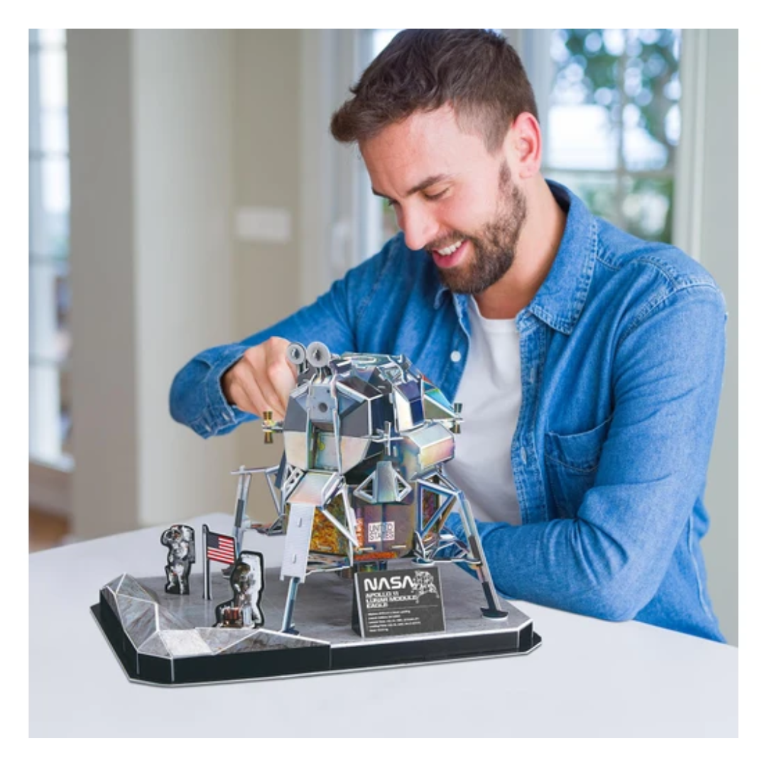 CubicFun 3D Puzzle - NASA Apollo 11 Lunar Module Eagle (93 Pieces)