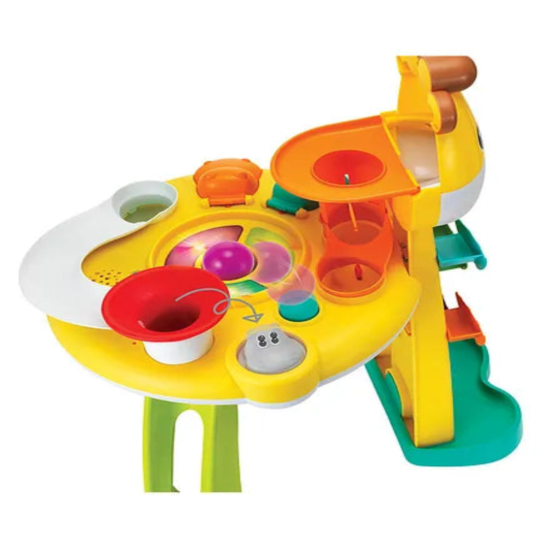 GIRAFFE'S MUSICAL FUN STATION