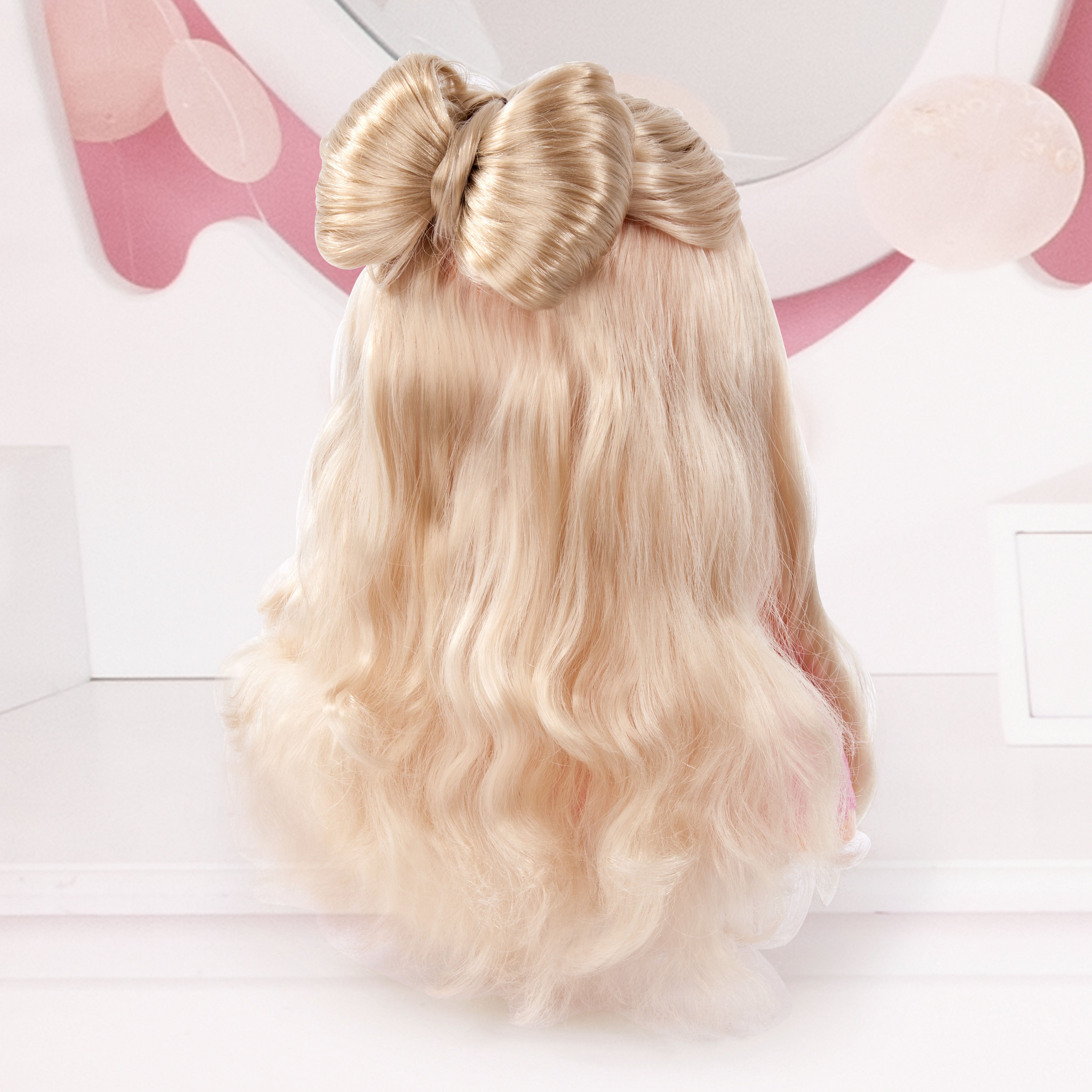 Bayer Charlene Super Model Styling Head w/Hair Bunches.