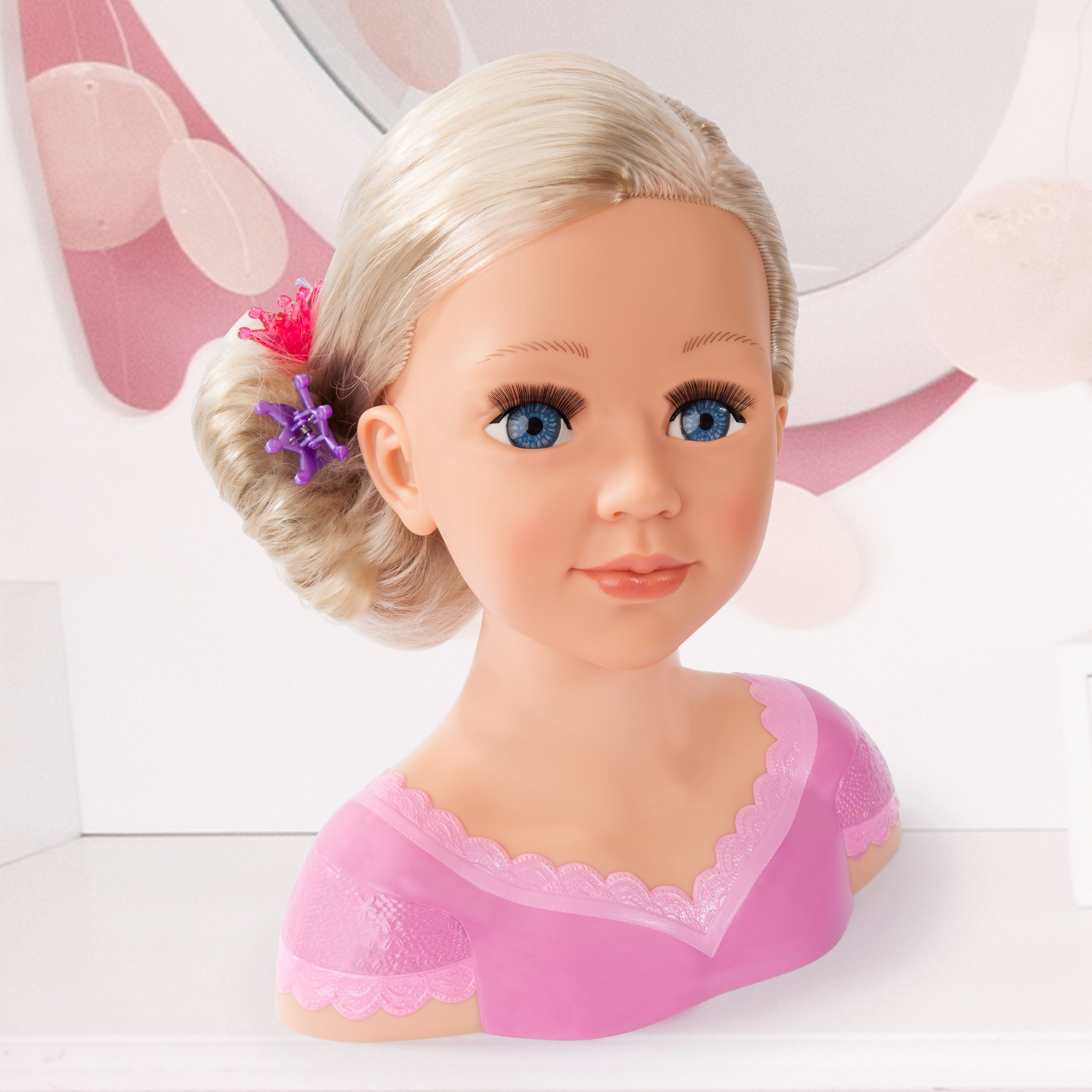 Bayer Charlene Super Model Styling Head w/Hair Bunches.