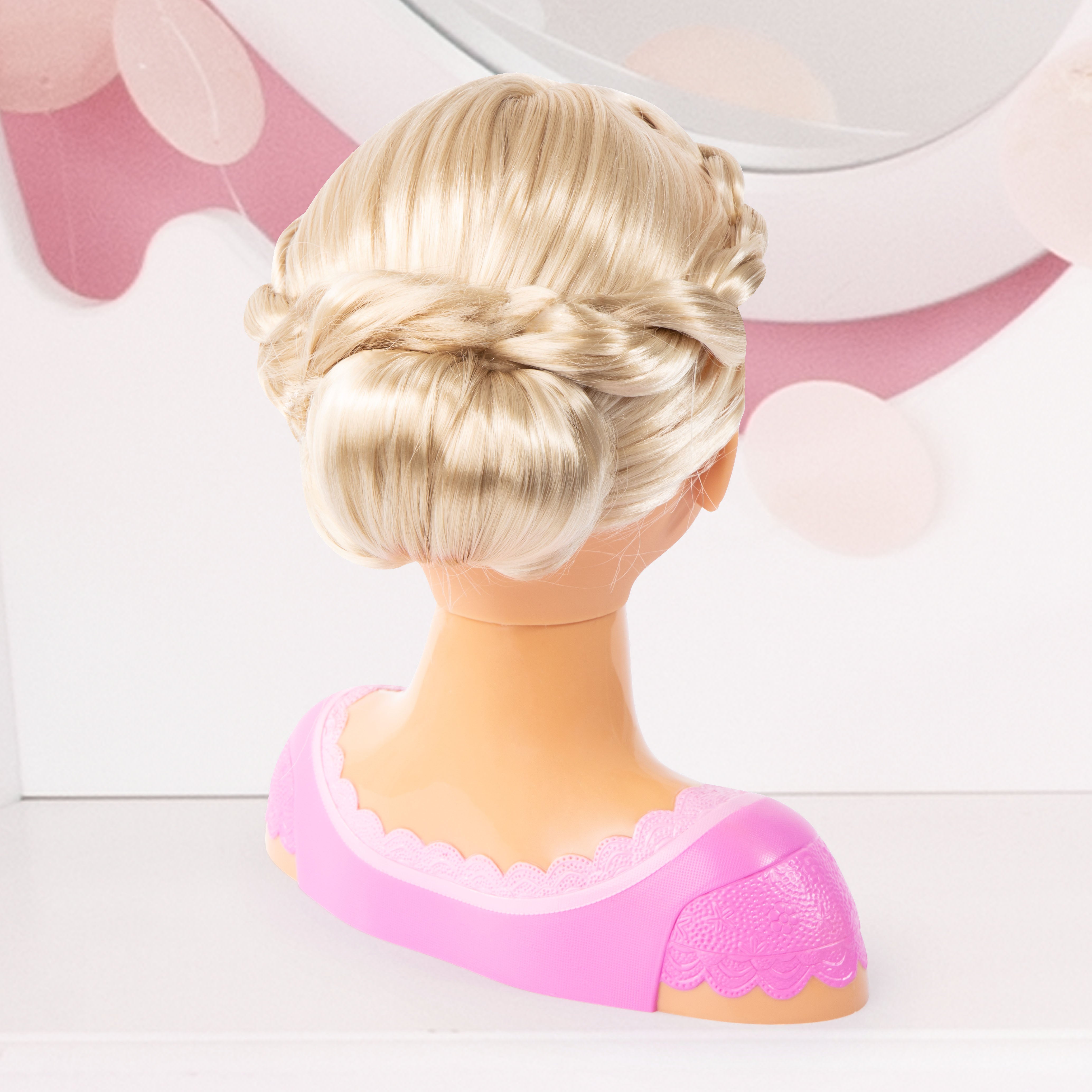 Bayer Charlene Super Model Styling Head w/Hair Bunches.