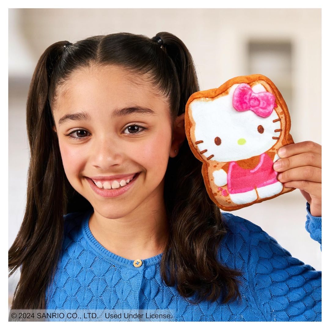 Cookeez Makery Hello Kitty Toasty Treatz CDU24 WOC