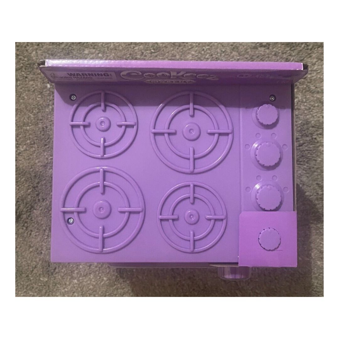 Cookeez Makery Cinnamon Treatz B/O