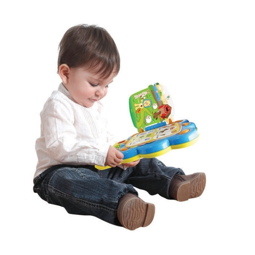 Caesar The Lion Let's Read!